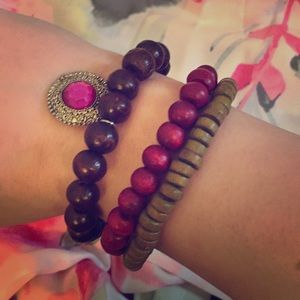 Wooden beaded bracelet set